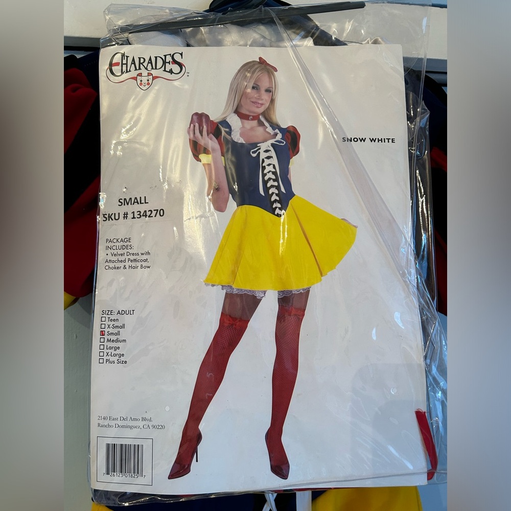 Snow White Halloween costume
